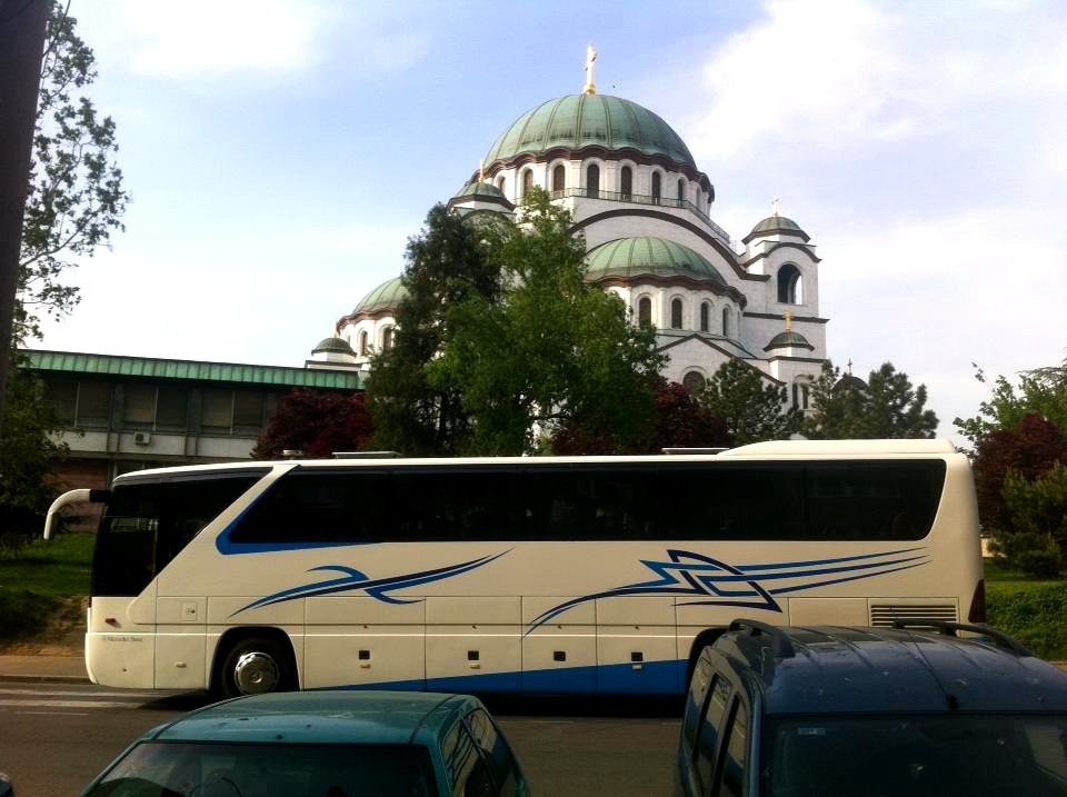 Πούλμαν του στόλου της Rokkos Travel
